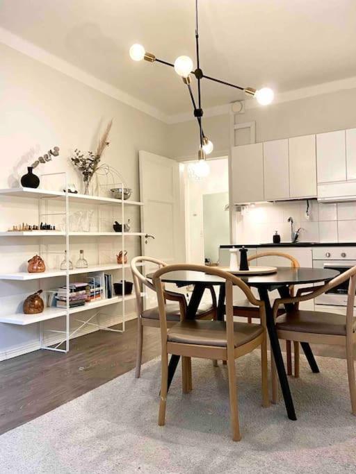 Glorious Apartment In Hakaniemi Гельсінкі Екстер'єр фото
